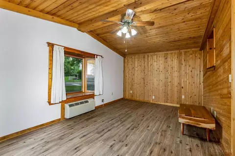 Living - 2 Brompton Ln, Greenhills, OH 45218 photo 8 of 9