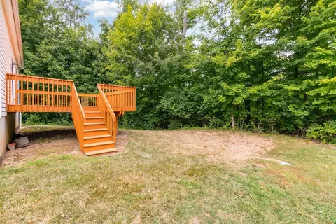 Exterior - 878 Anson Dr, Cincinnati, OH 45245 photo 4 of 7
