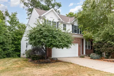 878 Anson Dr, Cincinnati, OH 45245