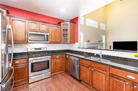 Kitchen - 878 Anson Dr, Cincinnati, OH 45245 photo 1 of 2
