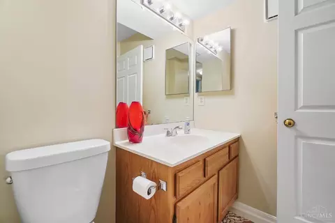 3997 Maplefield Ct, Cincinnati, OH 45255 photo 34