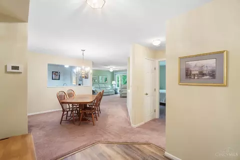 3997 Maplefield Ct, Cincinnati, OH 45255 photo 9