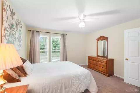 3997 Maplefield Ct, Cincinnati, OH 45255 photo 23