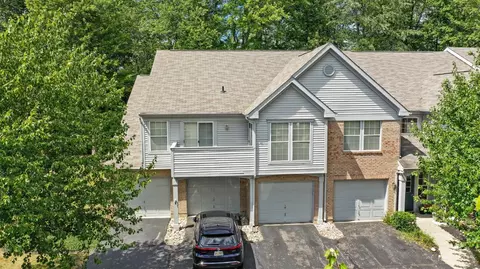3997 Maplefield Ct, Cincinnati, OH 45255 photo 2