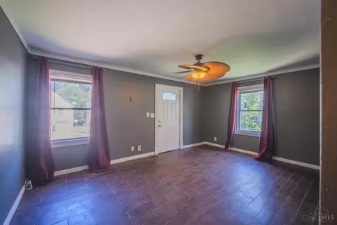 Living - 1869 Ashbrook Dr, Cincinnati, OH 45238 photo 1 of 3
