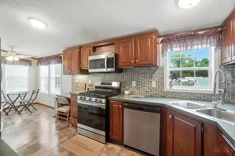 Kitchen - 107 Eldorado Ave, Cincinnati, OH 45230 photo 4 of 5