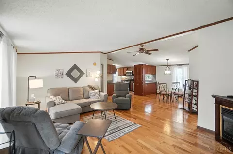 Living - 107 Eldorado Ave, Cincinnati, OH 45230 photo 2 of 2