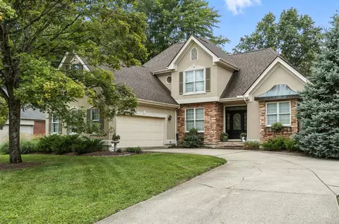 6381 Waverly Hill Ln, Loveland, OH 45140