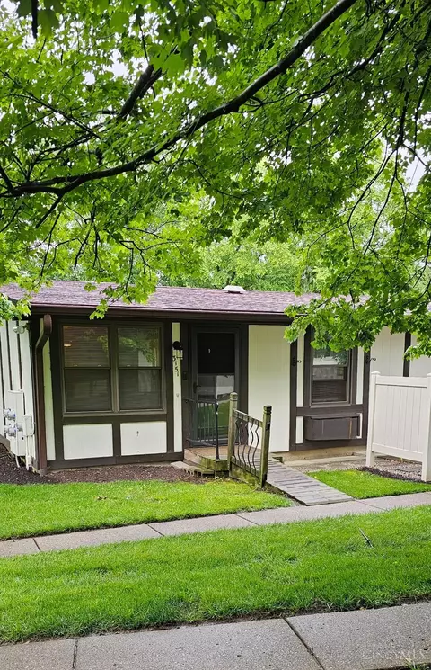 3151 Birchway Dr, Colerain Twp, OH 45251