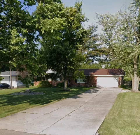 4562 Yankee Rd, Middletown, OH 45044