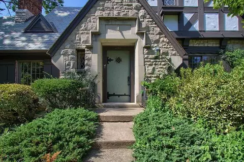 Exterior - 3833 Eileen Dr, Cincinnati, OH 45209 photo 6 of 21