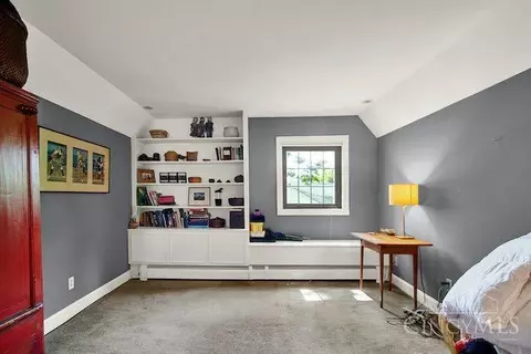 Bedroom - 3833 Eileen Dr, Cincinnati, OH 45209 photo 4 of 6