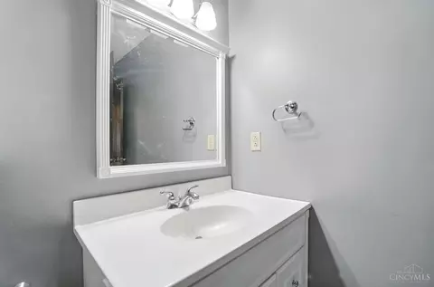 7311 Beth Ct, Carlisle, OH 45005 photo 25
