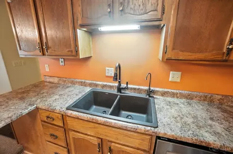 7311 Beth Ct, Carlisle, OH 45005 photo 15