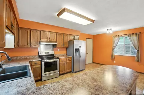 7311 Beth Ct, Carlisle, OH 45005 photo 13