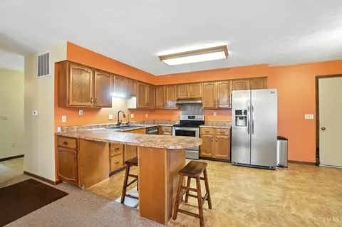 7311 Beth Ct, Carlisle, OH 45005 photo 11