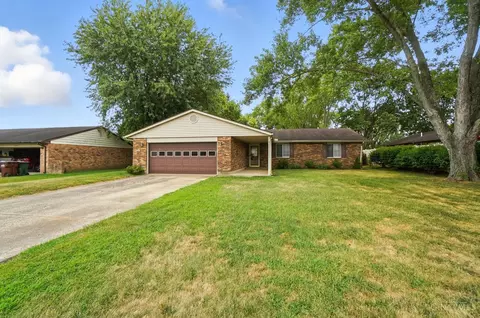 7311 Beth Ct, Carlisle, OH 45005 photo 2