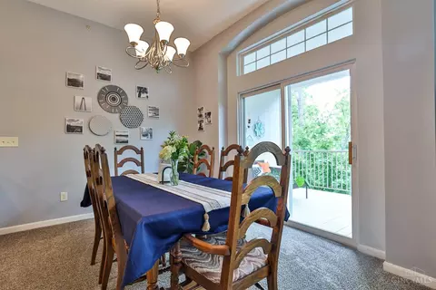 Dining - 7740 Bridge Point Dr, Cincinnati, OH 45248 photo 2 of 4