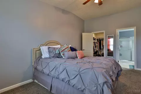 Bedroom - 7740 Bridge Point Dr, Cincinnati, OH 45248 photo 3 of 5