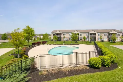 Exterior - 7740 Bridge Point Dr, Cincinnati, OH 45248 photo 6 of 7