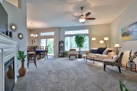 Living - 7740 Bridge Point Dr, Cincinnati, OH 45248 photo 2 of 3