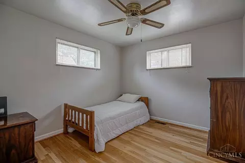Bedroom - 7068 Mulberry St, Cincinnati, OH 45239 photo 3 of 6