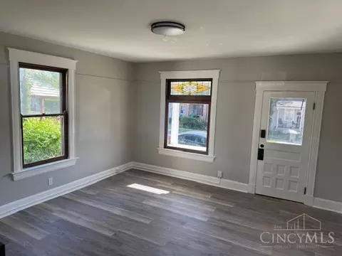7617 Elizabeth St, Mount Healthy, OH 45231 photo 3