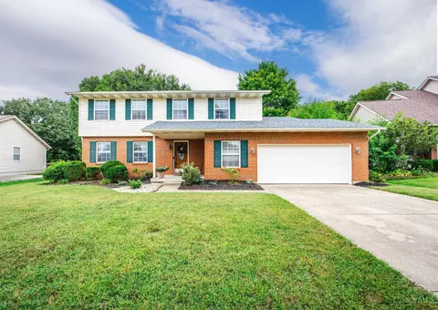5250 Parkside Ct, Hamilton, OH 45011