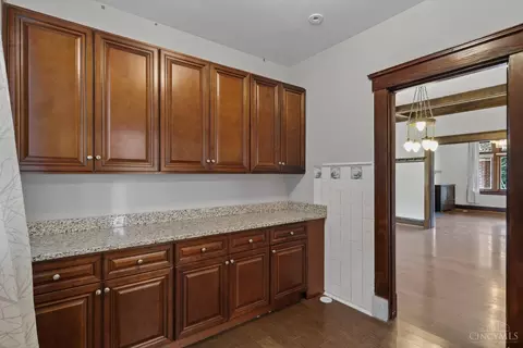 Entry Way - 2812 Harrison Ave, Cincinnati, OH 45211 photo 3 of 4