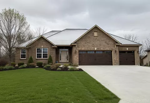3565 Sunny Acres Dr, Hamilton, OH 45013