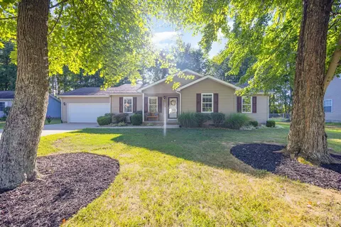 106 Aaron Dr, Mount Orab, OH 45154