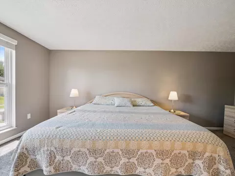 Bedroom - 2520 Willowspring Ct, Cincinnati, OH 45231 photo 1 of 12