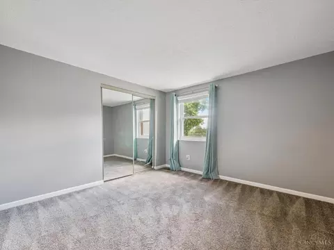 Bedroom - 2520 Willowspring Ct, Cincinnati, OH 45231 photo 9 of 12