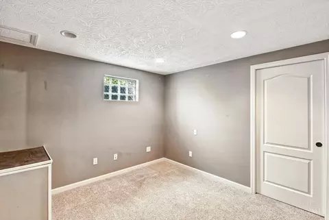 Bedroom - 6556 Thistle Grv, Morrow, OH 45152 photo 4 of 5