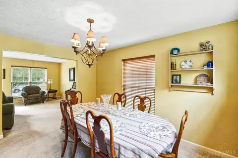 Dining - 6556 Thistle Grv, Morrow, OH 45152 photo 2 of 3