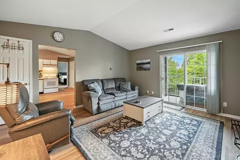 822 Compton Rd, Cincinnati, OH 45231 photo 3