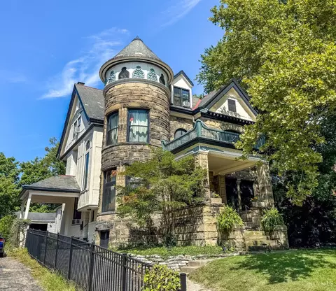 3507 Clifton Ave, Cincinnati, OH 45220