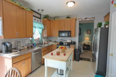 Kitchen - 326 Rawling Dr, Harrison, OH 45030 photo 1 of 3