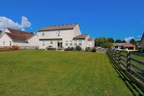 Exterior - 326 Rawling Dr, Harrison, OH 45030 photo 5 of 8