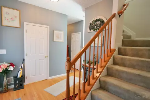 Entry Way - 326 Rawling Dr, Harrison, OH 45030 photo 1 of 3