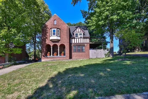 2330 Sherwood Ln, Norwood, OH 45212