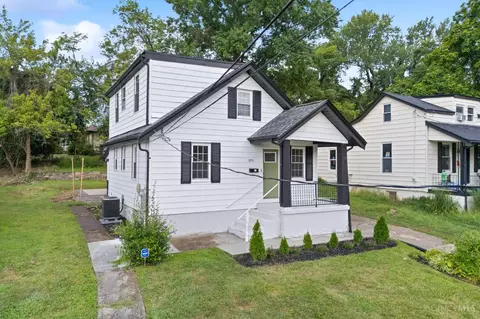 3751 Dunloe Ave, Cincinnati, OH 45213 photo 3