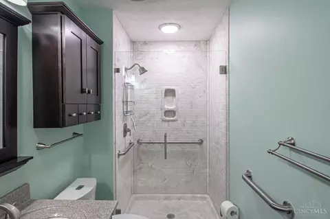 Bath - 1320 Donson Cir, Kettering, OH 45459 photo 3 of 3