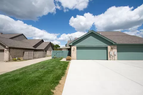 Exterior - 1320 Donson Cir, Kettering, OH 45459 photo 5 of 6