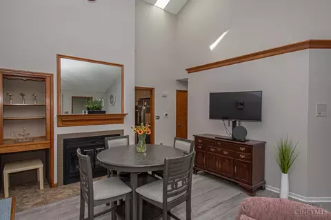 Dining - 1320 Donson Cir, Kettering, OH 45459 photo 3 of 5