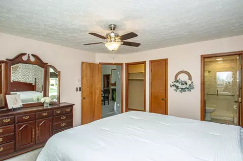 Bedroom - 1320 Donson Cir, Kettering, OH 45459 photo 6 of 6