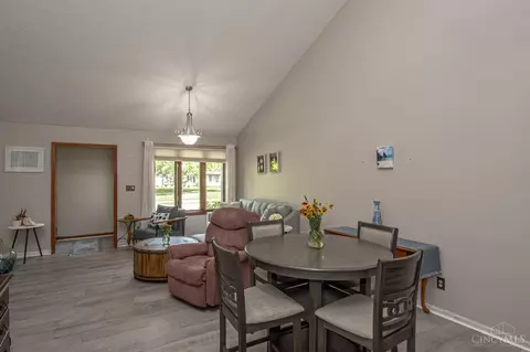 Dining - 1320 Donson Cir, Kettering, OH 45459 photo 2 of 5