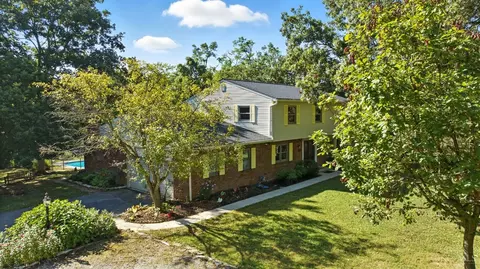 6807 Dawson Rd, Madeira, OH 45243