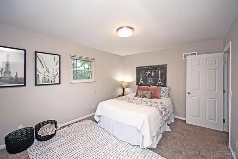 Bedroom - 5713 Brasher Ave, Blue Ash, OH 45242 photo 3 of 6