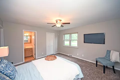 Bedroom - 5713 Brasher Ave, Blue Ash, OH 45242 photo 1 of 6